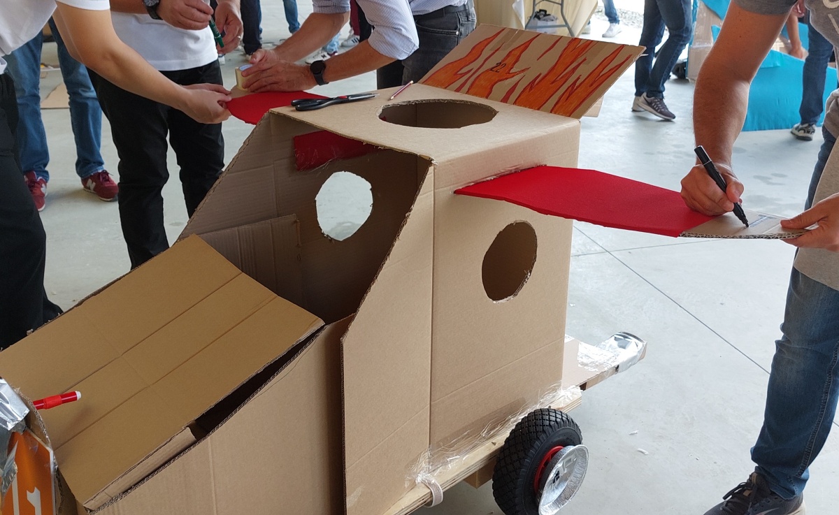 Carton Car